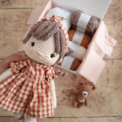 Kit Crochet : "Lison, jolie...
